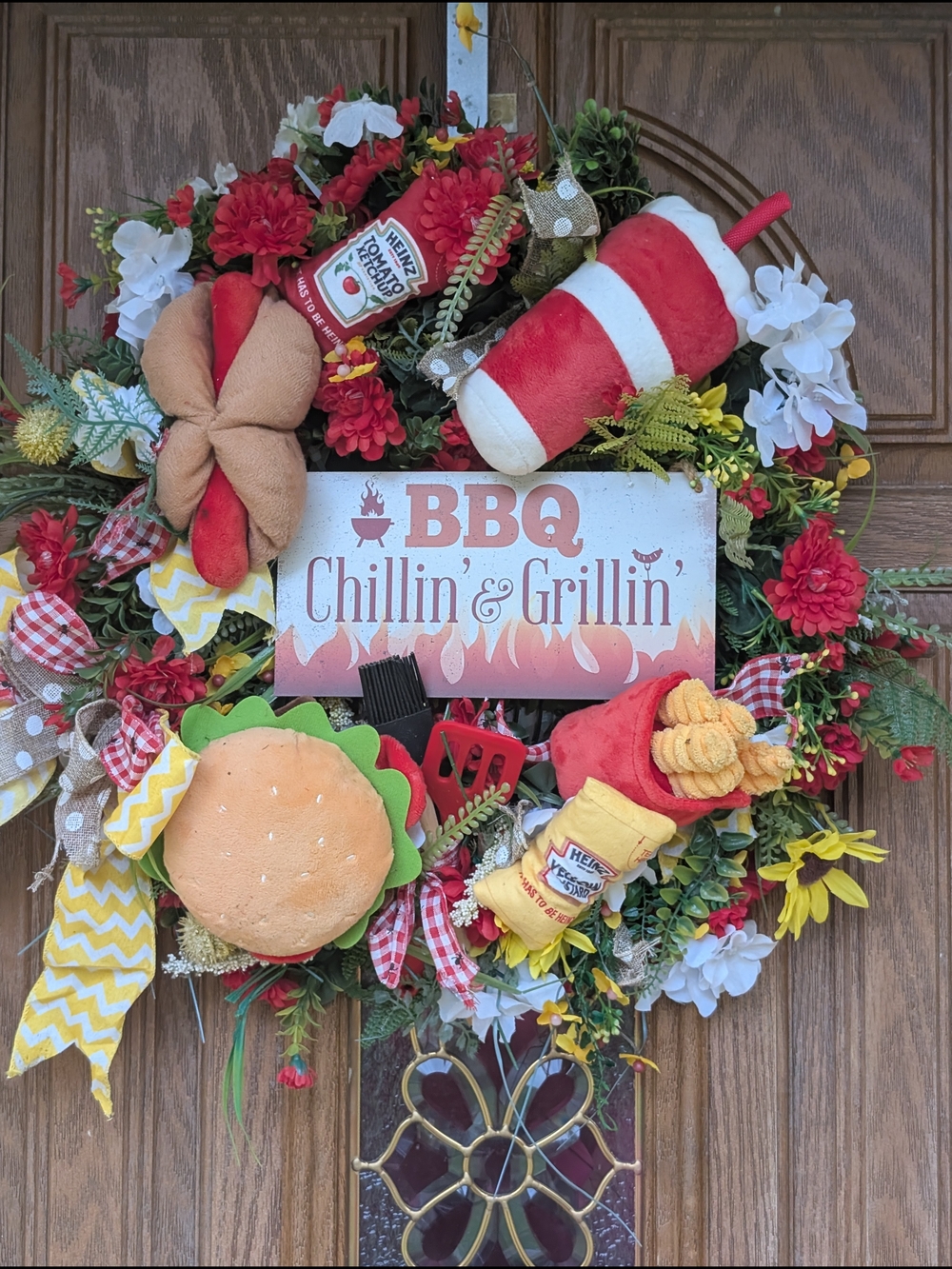 BBQ Chillin' & Grillin' Red Decorative Wreath by